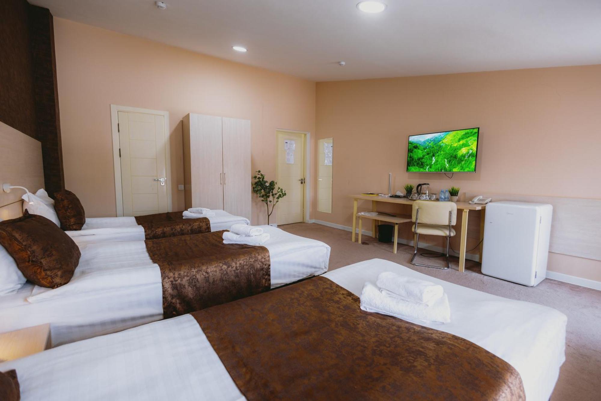 City Hotel Tachkent Extérieur photo