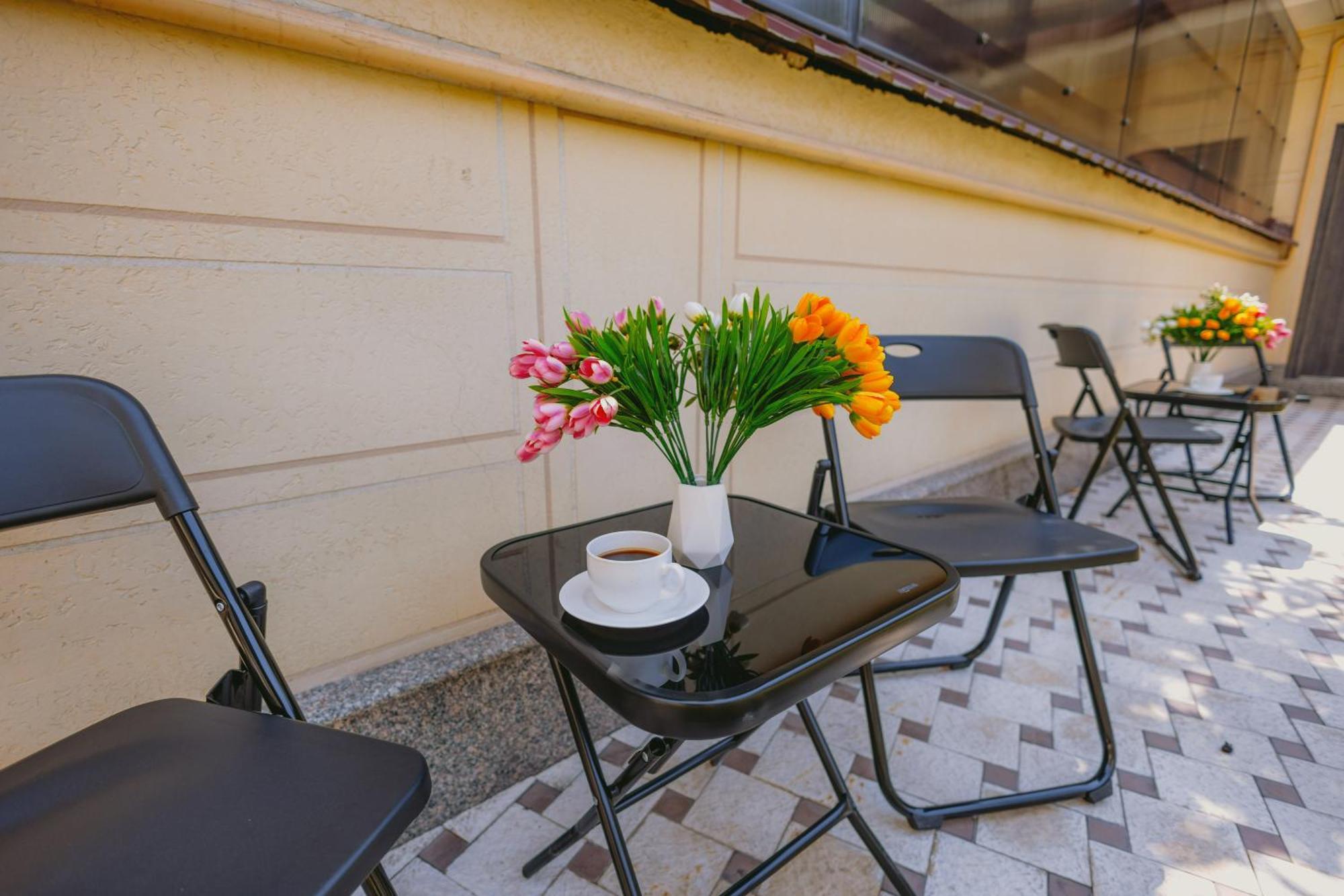 City Hotel Tachkent Extérieur photo