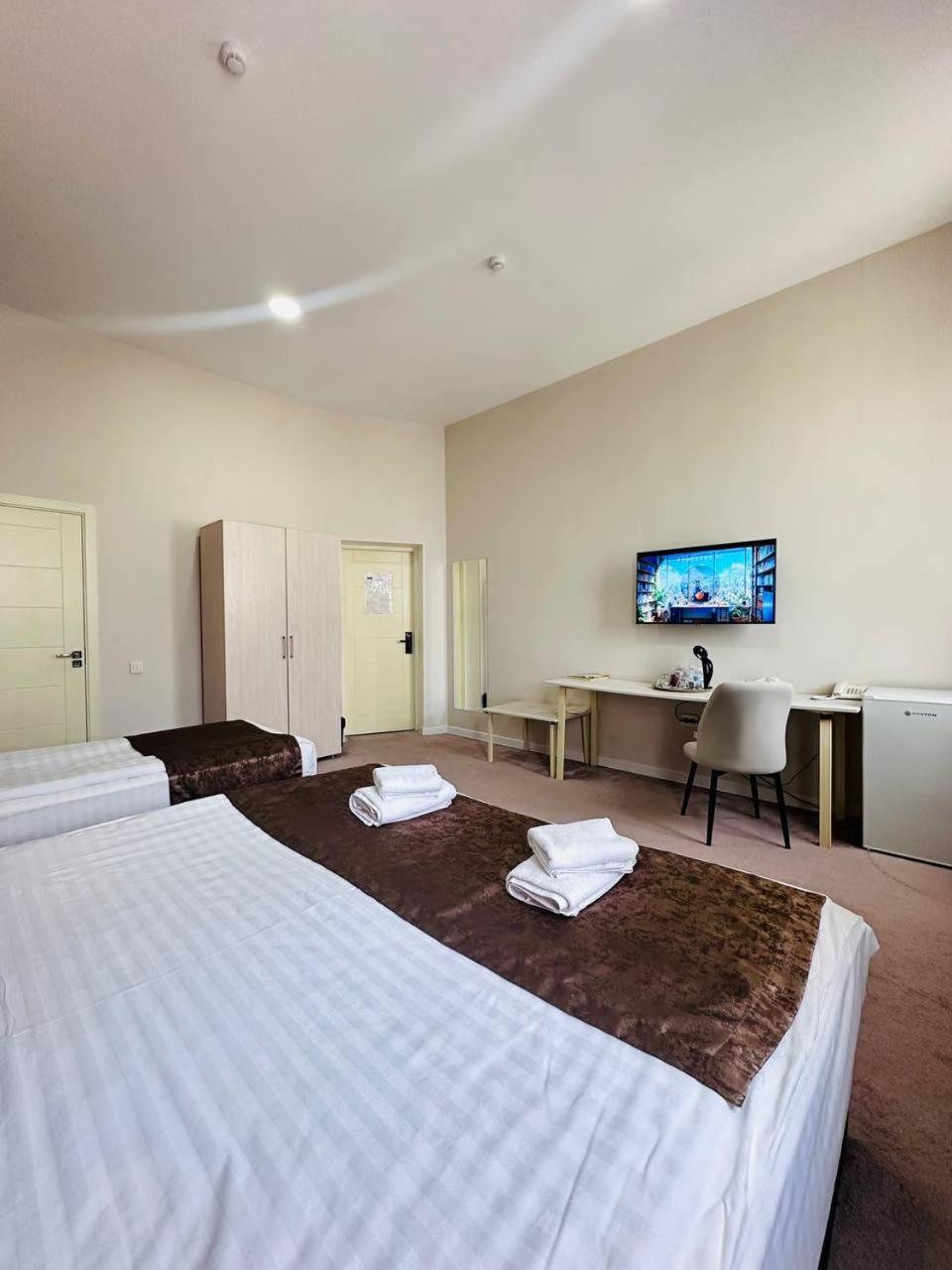 City Hotel Tachkent Extérieur photo