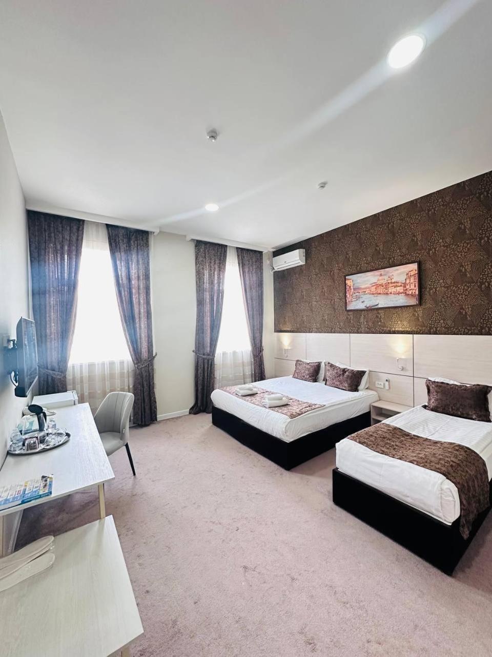 City Hotel Tachkent Extérieur photo